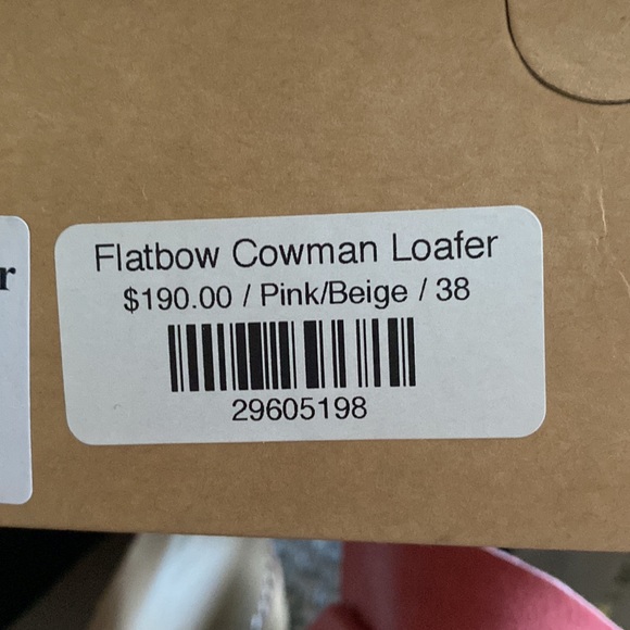 All shoes - Picture 2 of 3